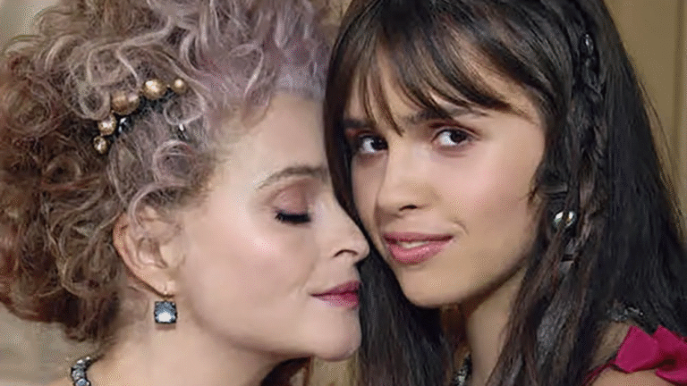 Хелена Бонэм Картер показала повзрослевшую дочь от Тима Бертона