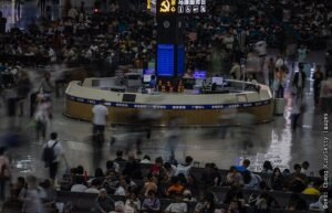 Китай отменил более 40 рейсов в Японию из-за дипломатического спора