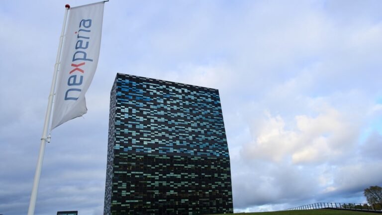 Китай получил контроль над Nexperia: сняты ограничения на поставки чипов