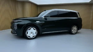 Китайский аналог Aurus Komendant: Leapmotor D19