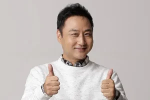 Комик Ким Су Ён госпитализирован после внезапного обморока на съёмках