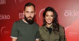 Ксения Бородина опубликовала романтическое фото из Парижа с мужем