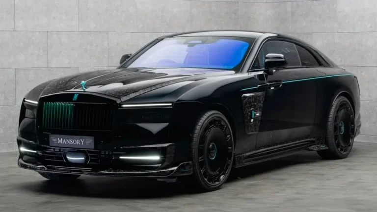 Mansory представила Rolls-Royce Spectre с уникальным дизайном