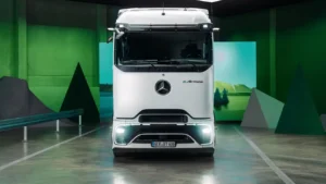 Mercedes-Benz eActros 600: электрогрузовик с высоким уровнем безопасности