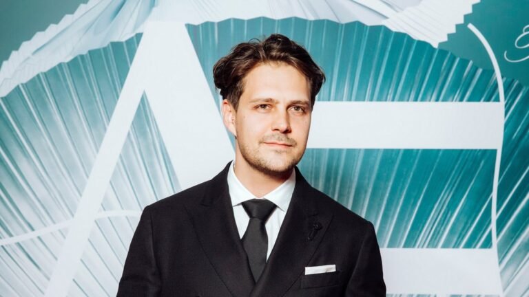 Милош Бикович планирует переезд в Москву