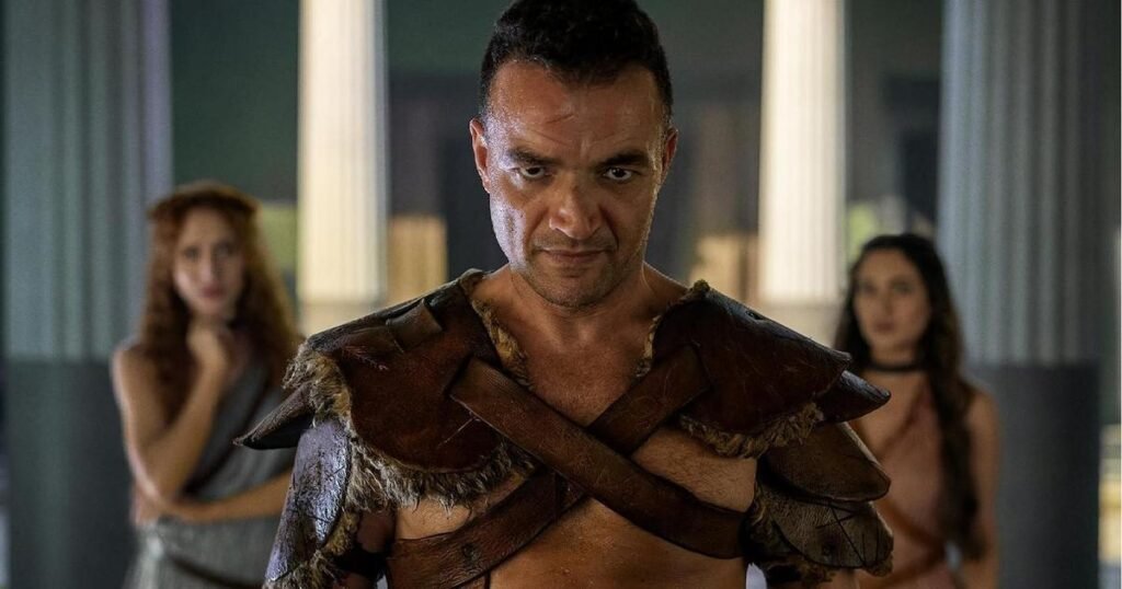 Новые сериалы декабря 2025: топ-премьеры для всех