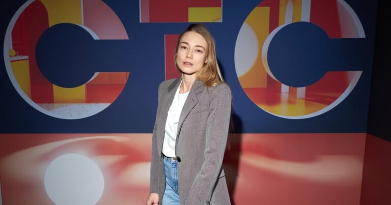 Оксана Акиньшина пленила поклонников новым образом