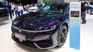 Октябрь в России стал рекордным для рынка гибридов