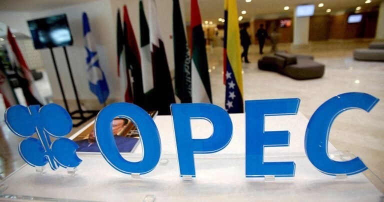 ОПЕК+ сохранит решение о приостановке наращивания добычи нефти