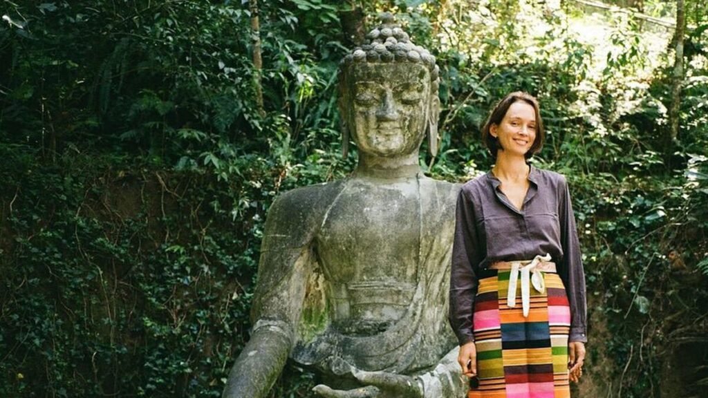 Паулина Андреева опубликовала редкие кадры из Непала