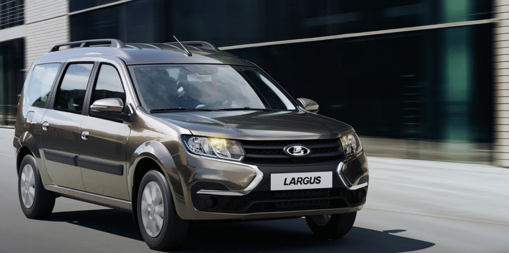 Продажи Lada Largus возобновлены после перерыва