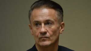 Путин поздравил Олега Меньшикова с 60-летием