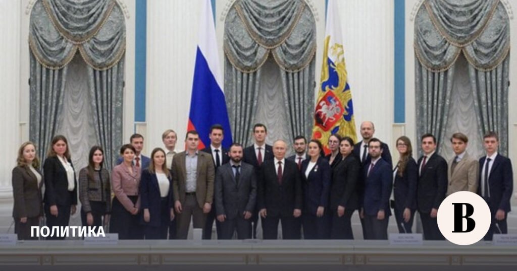 Путин узнал о влиянии счастья на продуктивность ученых