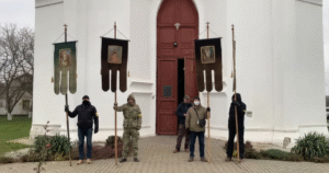 Раскольники захватили древний Преображенский собор УПЦ