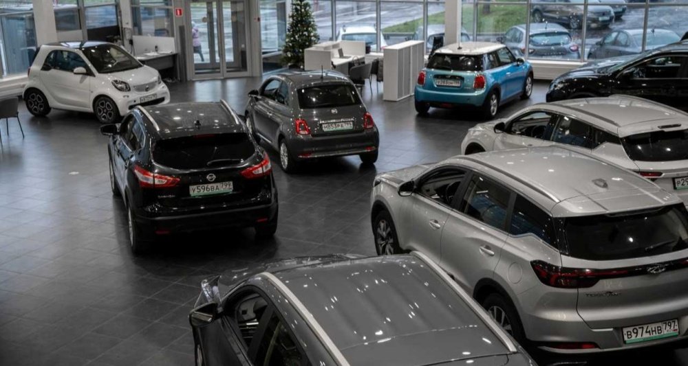 Российские автодилеры нашли способ легально обойти утильсбор