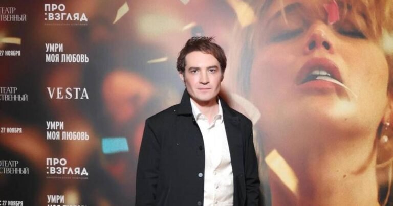 Русский двойник Роберта Паттинсона на премьере «Умри моя любовь»