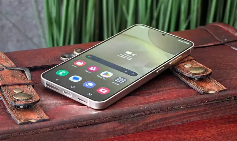 Samsung Galaxy S24: легендарный компакт по доступной цене