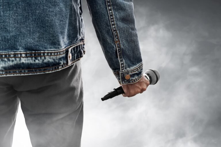 Скандал на «Песне года»: SHAMAN выступил в одиночестве