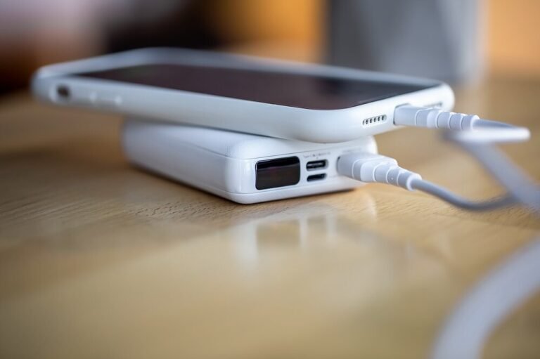 Смартфоны с батареей 10000 мАч: революция в 2026 году