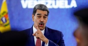 США могут использовать листовки для психологического давления на Мадуро