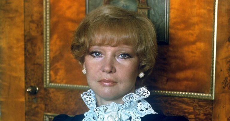 Тайная дача Людмилы Гурченко снесена в Подмосковье