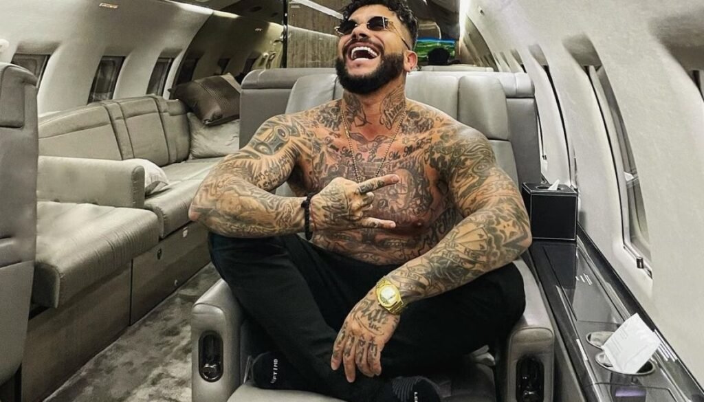 Тимати раскритиковали за вечеринку на Хэллоуин в своем клубе