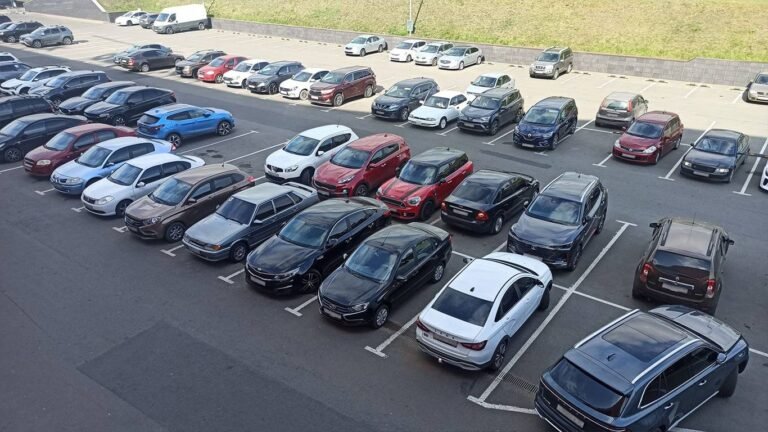 Цены на автомобили 25 лет назад: сравнение с современностью