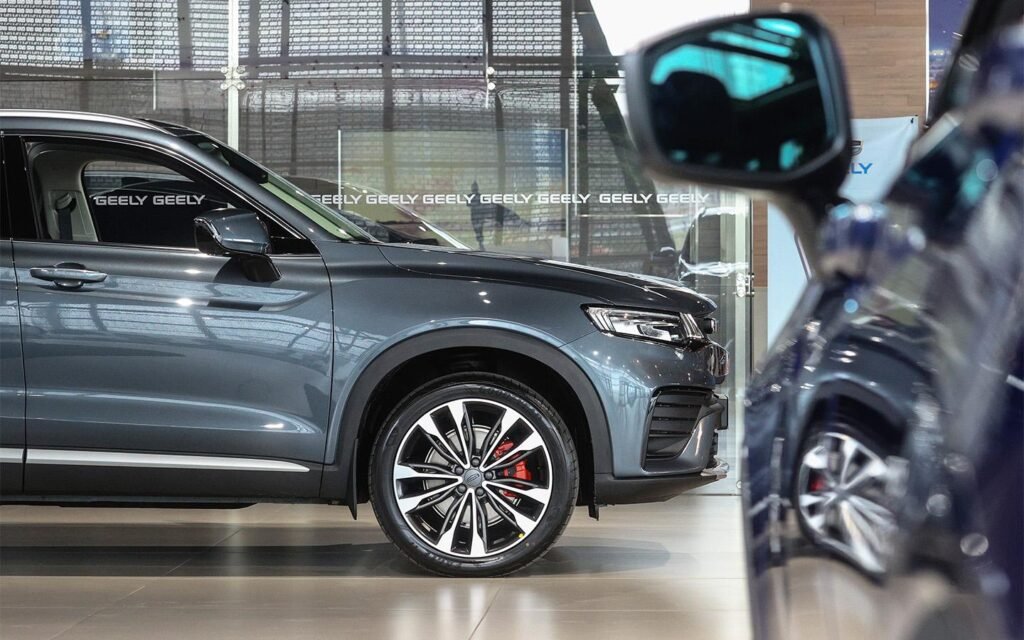 Цены на иномарки в России резко выросли в ноябре