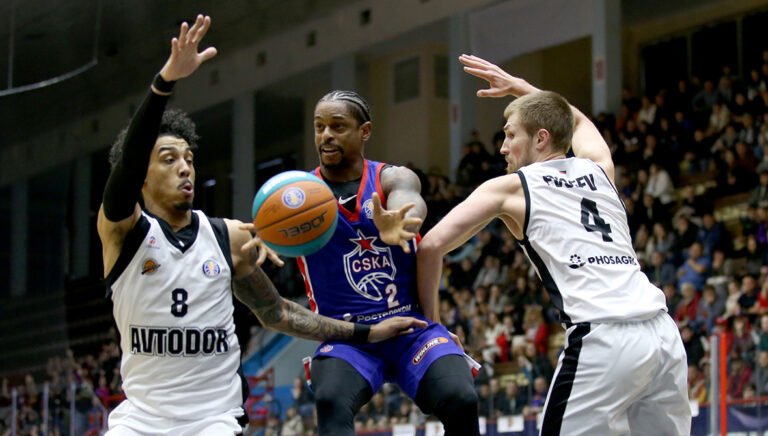 ЦСКА обыграл «Автодор» с разницей в 4 очка