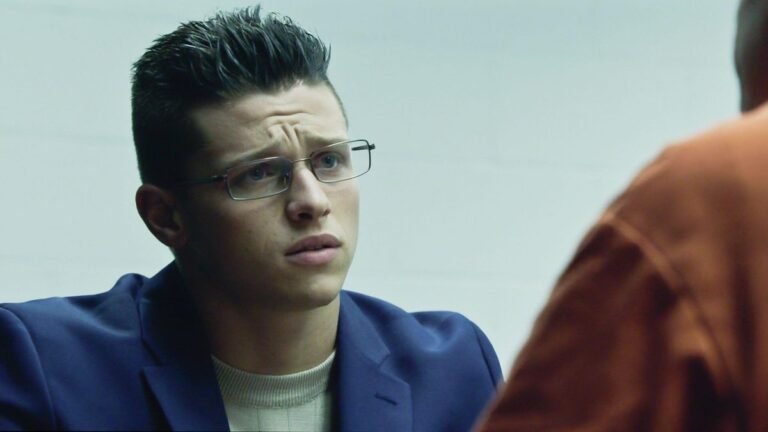 Умер 33-летний актер, снимавшийся с Джоли и Траволтой