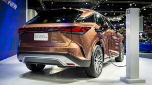 В Германии придумали, как наказать владельцев гибридов за редкую зарядку