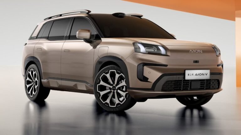 В России анонсированы два новых автомобильных бренда