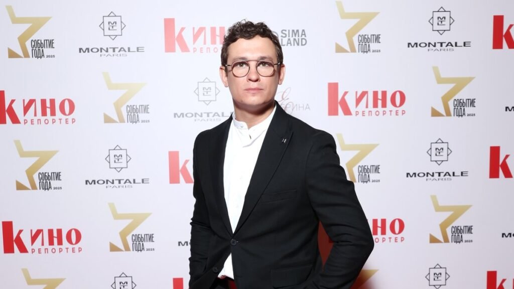 В сериале «Метод 3» обыграли инцидент с Никитой Кологривым и укусом официантки