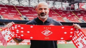 В «Спартаке» объяснили, почему Станкович до сих пор не уволен