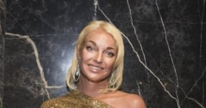 Волочкова решила помириться с матерью и подготовила особый подарок