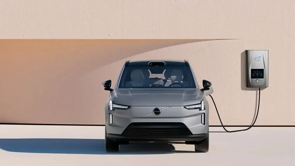 Volvo EX90 получил функцию резервного питания дома