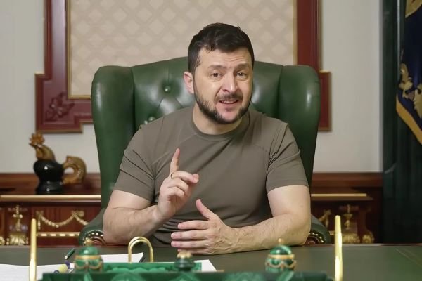 Зеленский - профан в военном деле: Колесник раскритиковал заявления украинского президента