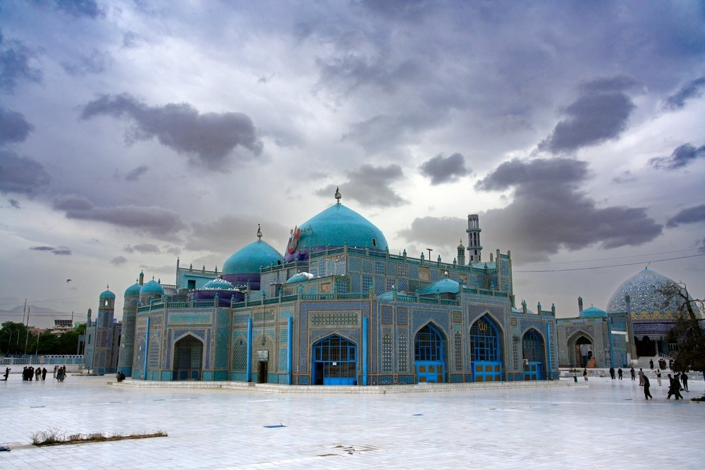 Землетрясение в Афганистане: погибли десятки людей, повреждена Голубая мечеть