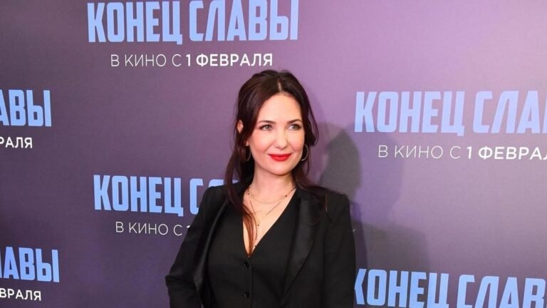 Звезды в соцсетях: Климова поздравляет сына с 19-летием, а Петросян борется с последствиями стресса