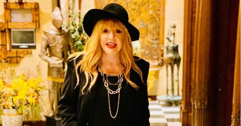 Алла Пугачева выпустила перед Новым годом новую песню «Давай будем жить»