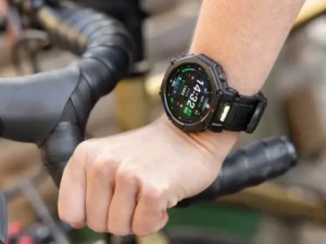 Amazfit T-Rex 3 Pro появились в России: титановый корпус и 17 дней автономности