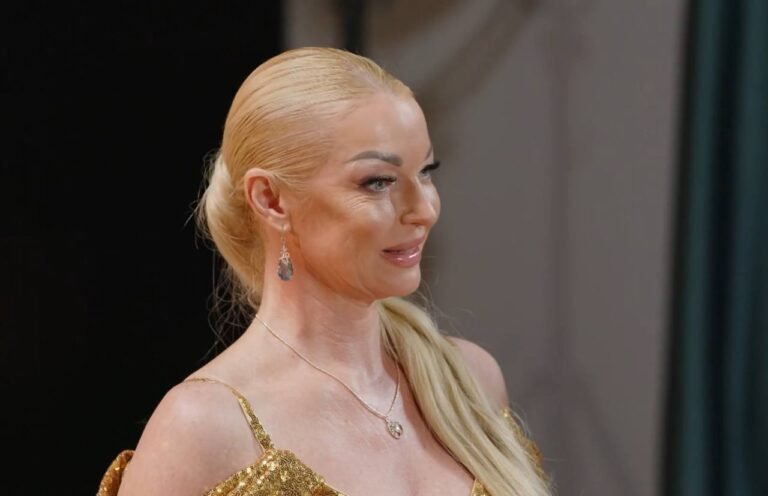 Анастасия Волочкова заявила, что ее обманом заставили лечиться от пьянства