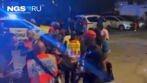 Автомобиль въехал в толпу на рождественской ярмарке во Франции: десятки пострадавших