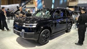 BYD Titanium 7 в России: конкурент Defender за 5,4 млн