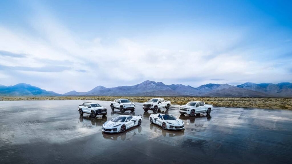 Chevrolet празднует 250-летие США специальной серией Stars & Steel