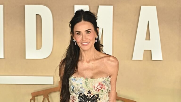 Деми Мур: Секреты принятия возраста и самоосознания