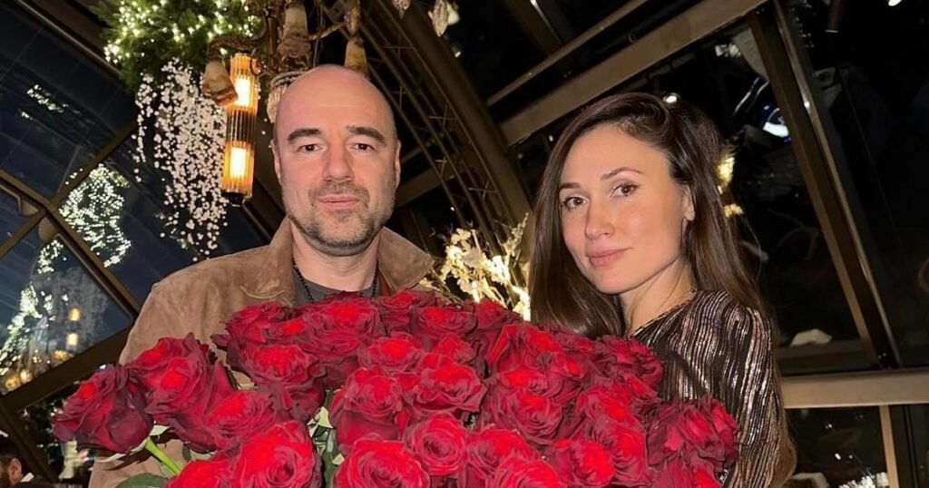 Дочь Романа Товстика объяснила скандальное письмо маме