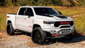 Доработанный Ram 1500 TRX с мотором Hellcat поставил рекорды скорости
