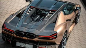 Единственный в мире Lamborghini Revuelto от Ad Personam