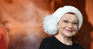 Елена Степаненко Поразила Новым Имиджем После Возвращения на ТВ